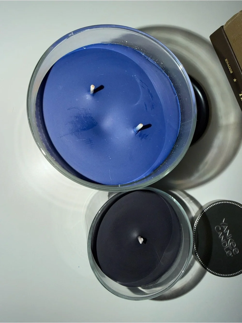Yankee Candle Lakefront Lodge & Midsummer's Night Duo - Navy & Black